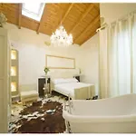 The Place 3* קליארי
