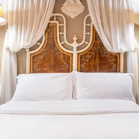 Pensionat The Place 3*