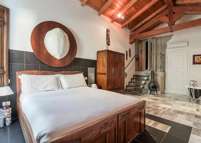 Pensionat The Place Cagliari