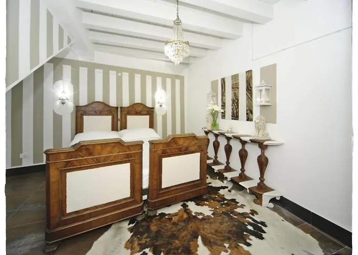 Pensionat The Place Cagliari